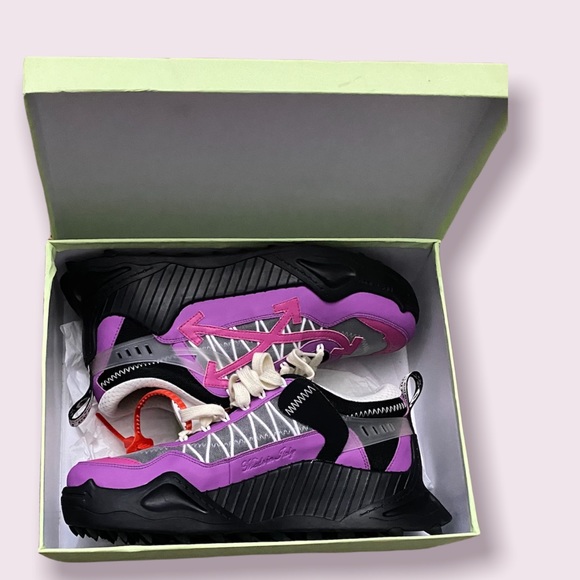 Off-White ODSY-1000 ‘Violent Fuchsia’ - Picture 4 of 5